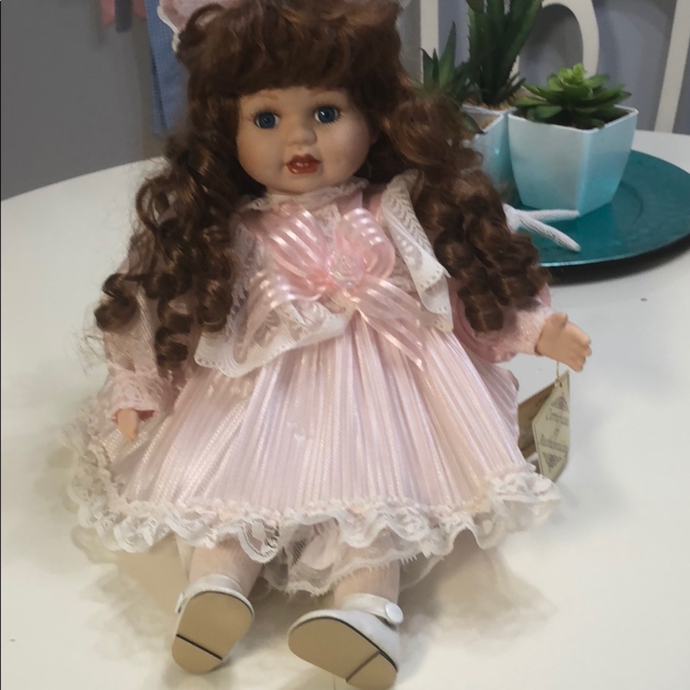 Porcelain dill by soft expressions authentic